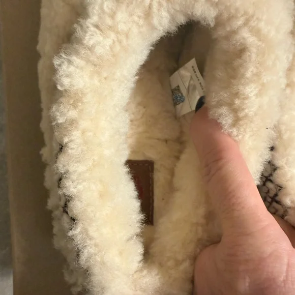 BNIB UGG Tazz Braid - Picture 7 of 11